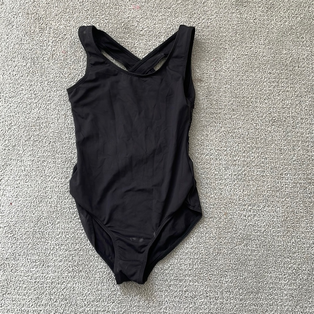 Girls black Leo